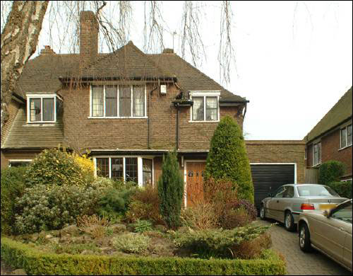 18 Blandford Close